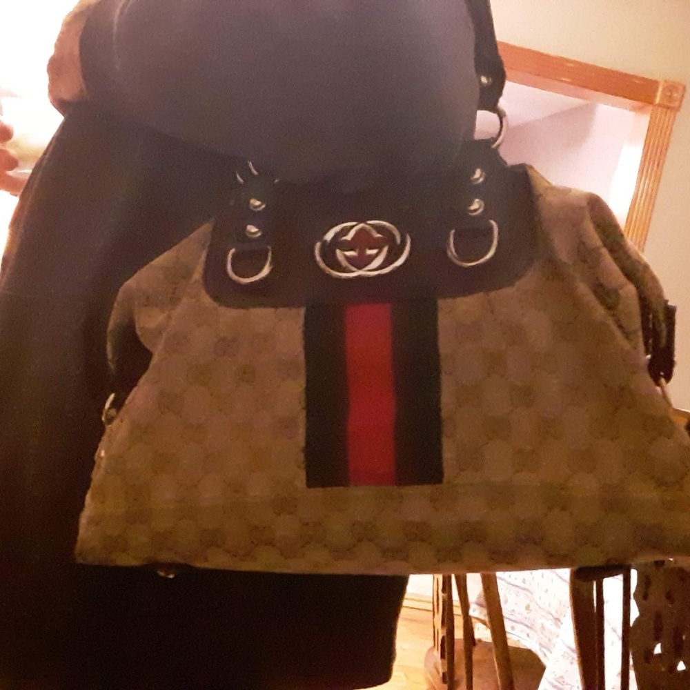 Authentic Vintage Used Gucci Handbag w Green n RED